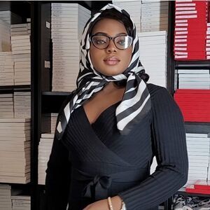 Miss Jack - Black and white Square Silky Scarf